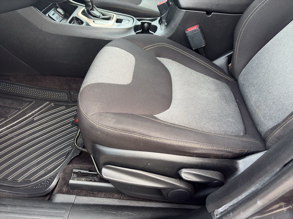 2017 Jeep Cherokee Altitude