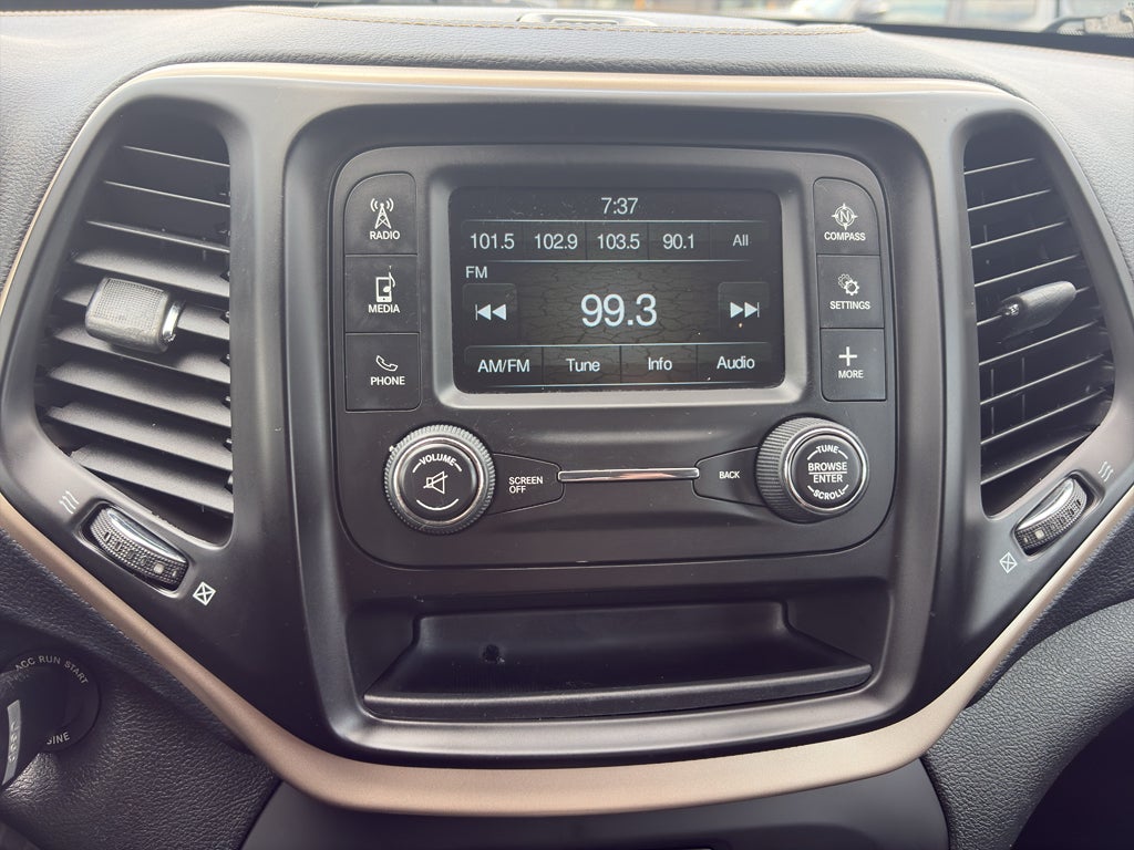 2017 Jeep Cherokee Altitude
