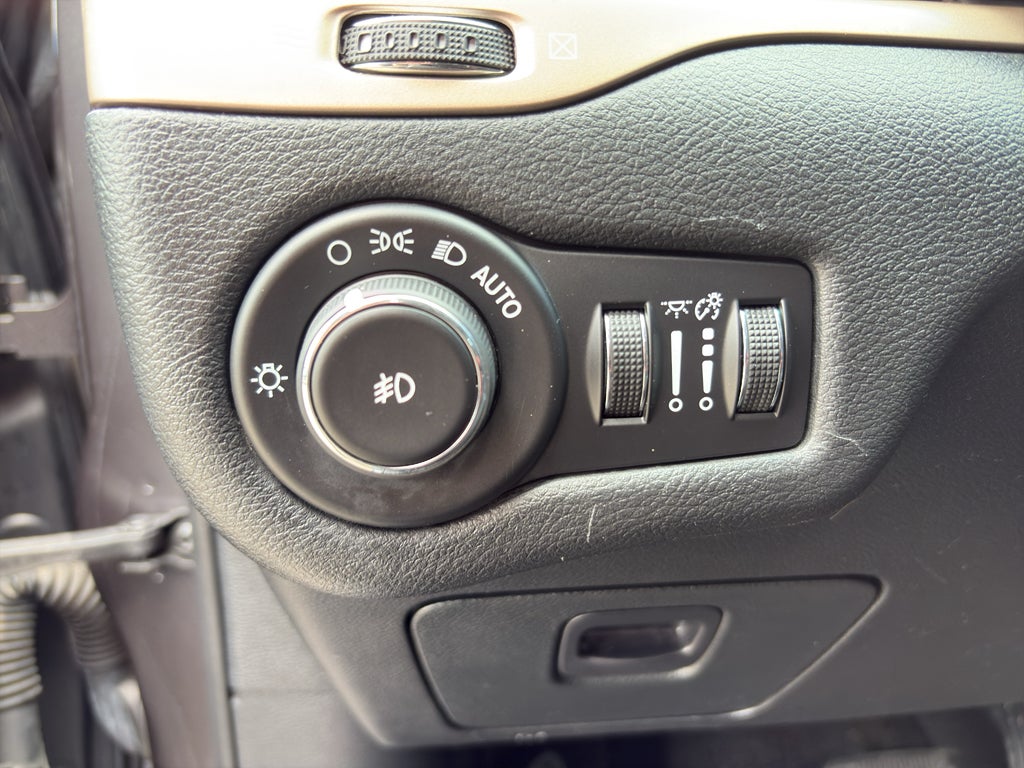 2015 Jeep Cherokee Latitude Altitude