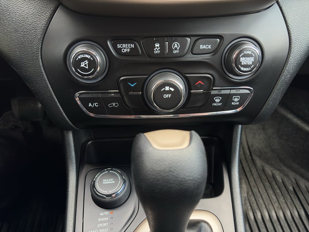 2015 Jeep Cherokee Latitude Altitude