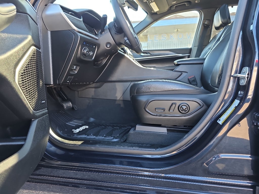 2024 Jeep Grand Cherokee 4xe Anniversary Edition