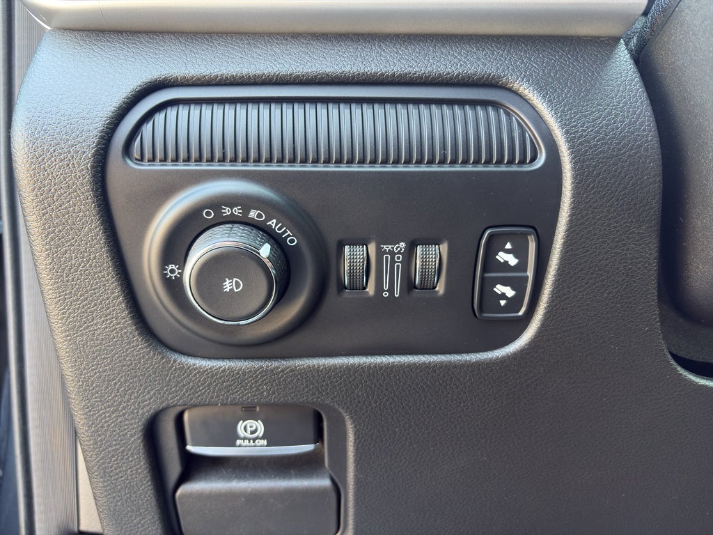 2024 Jeep Wagoneer L Series III