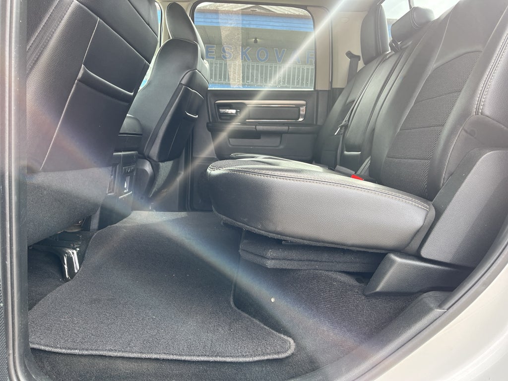 2017 RAM 1500 Sport
