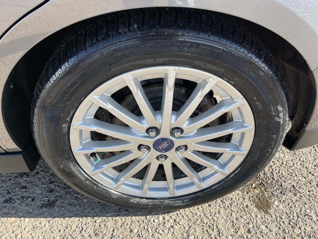 2013 Ford C-Max Hybrid SE