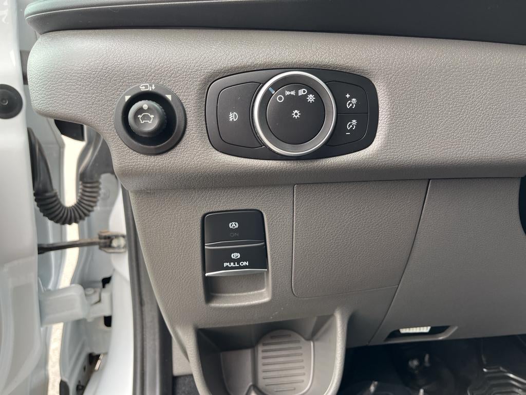 2023 Ford Transit Wagon XLT