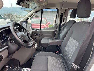 2023 Ford Transit Wagon XLT