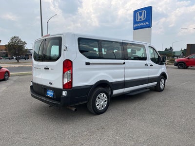 2023 Ford Transit Wagon XLT
