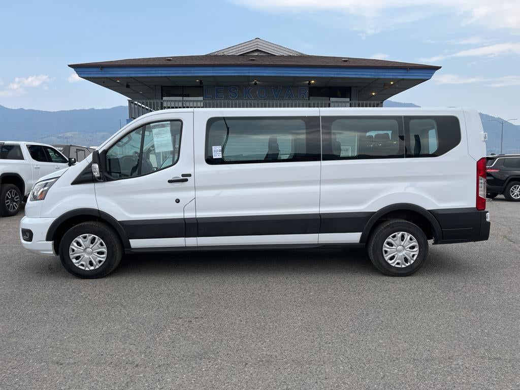 2023 Ford Transit Wagon XLT