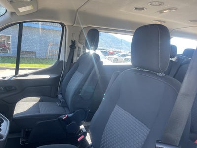 2023 Ford Transit Wagon XLT