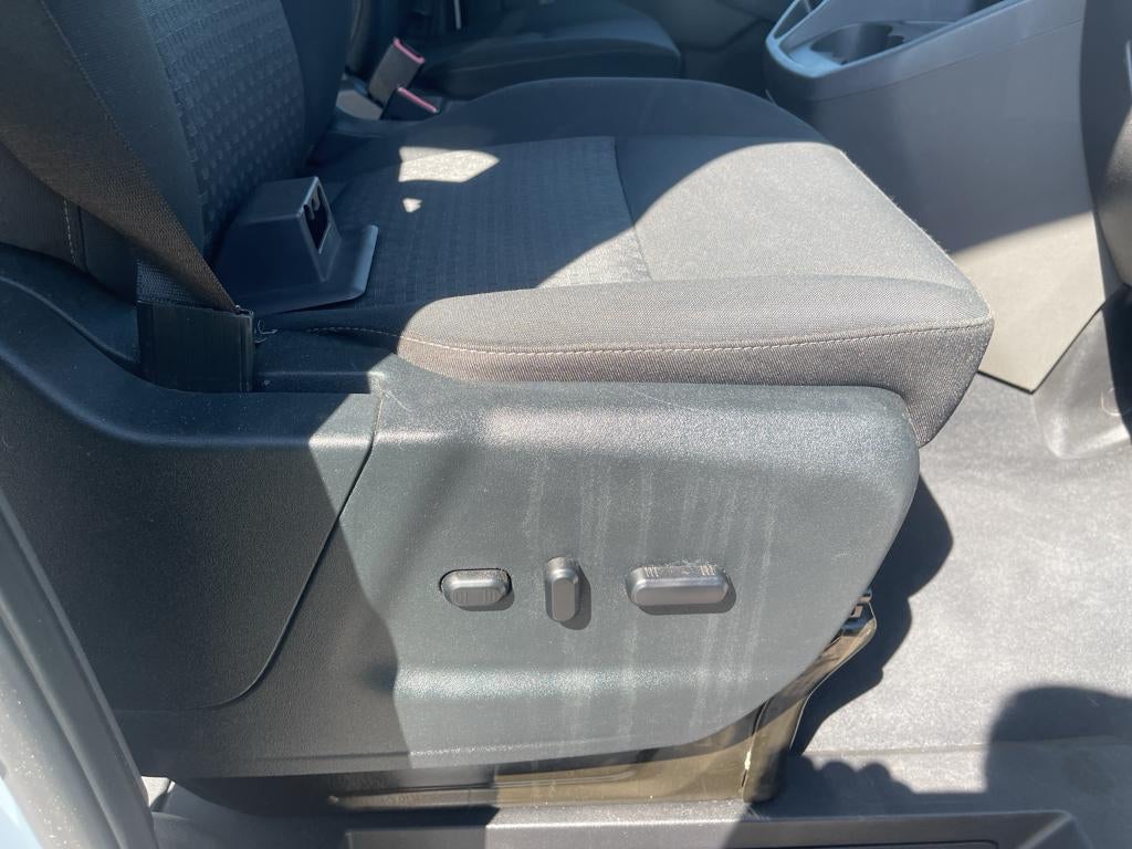 2023 Ford Transit Wagon XLT