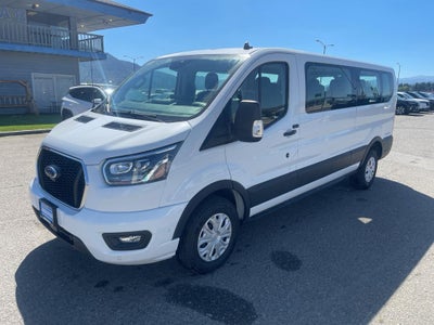 2023 Ford Transit Wagon XLT