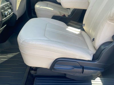 2022 Ford Expedition MAX Platinum Max