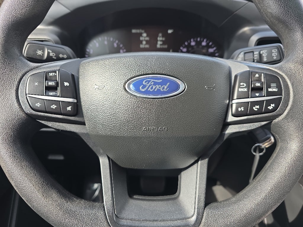 2023 Ford Explorer Base