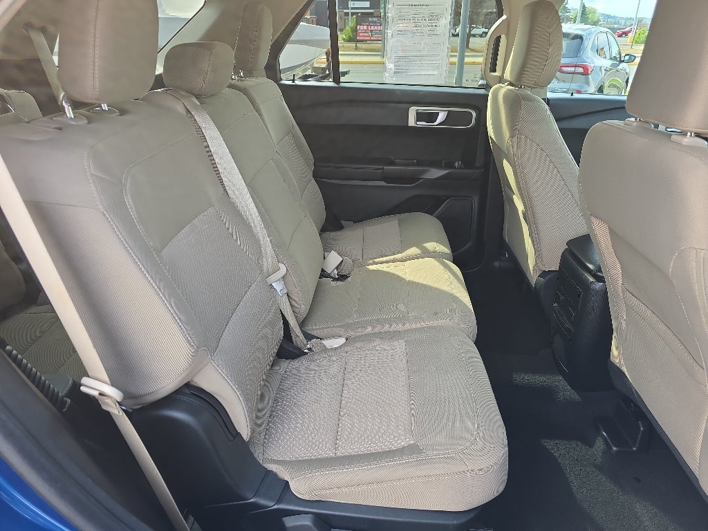 2023 Ford Explorer Base