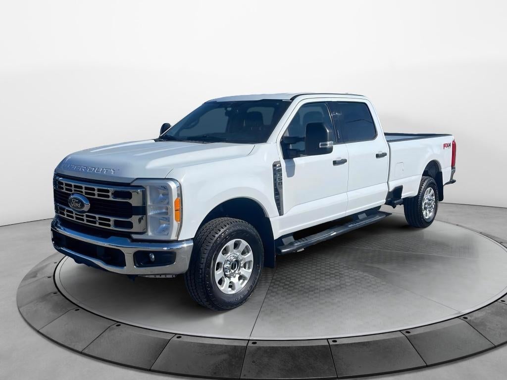 2023 Ford F-350 XLT