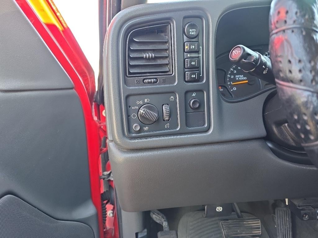 2003 Chevrolet Silverado LS