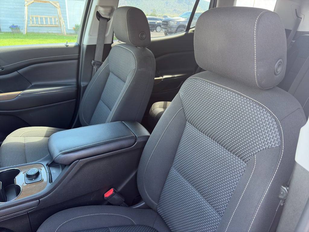 2021 GMC Acadia SLE