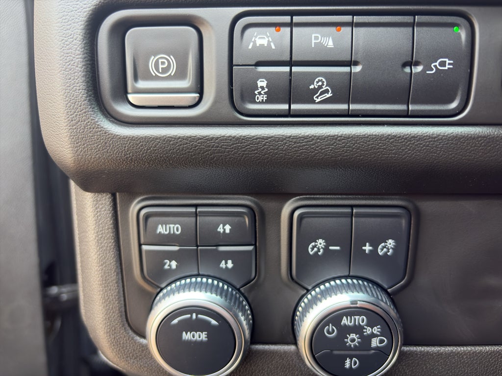 2021 GMC Yukon XL AT4