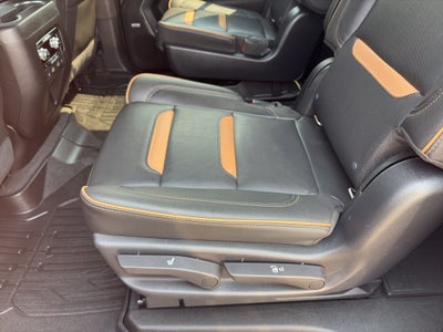 2021 GMC Yukon XL AT4