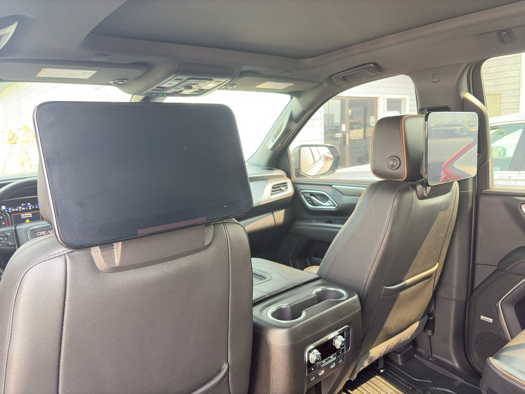2021 GMC Yukon XL AT4