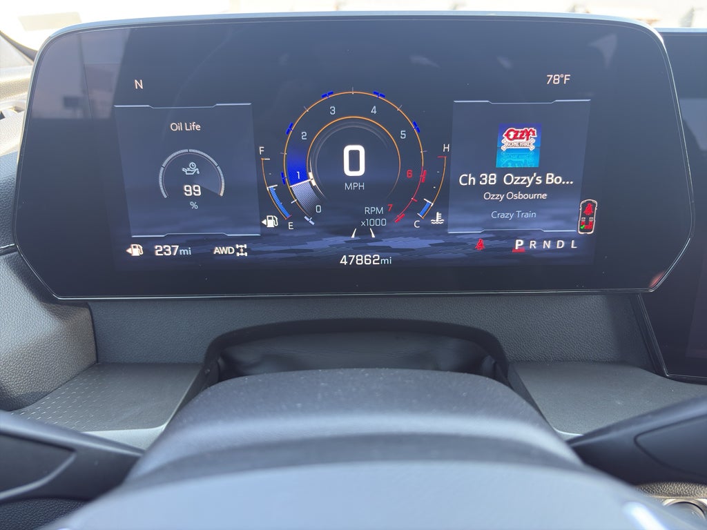 2025 Chevrolet Traverse AWD LT