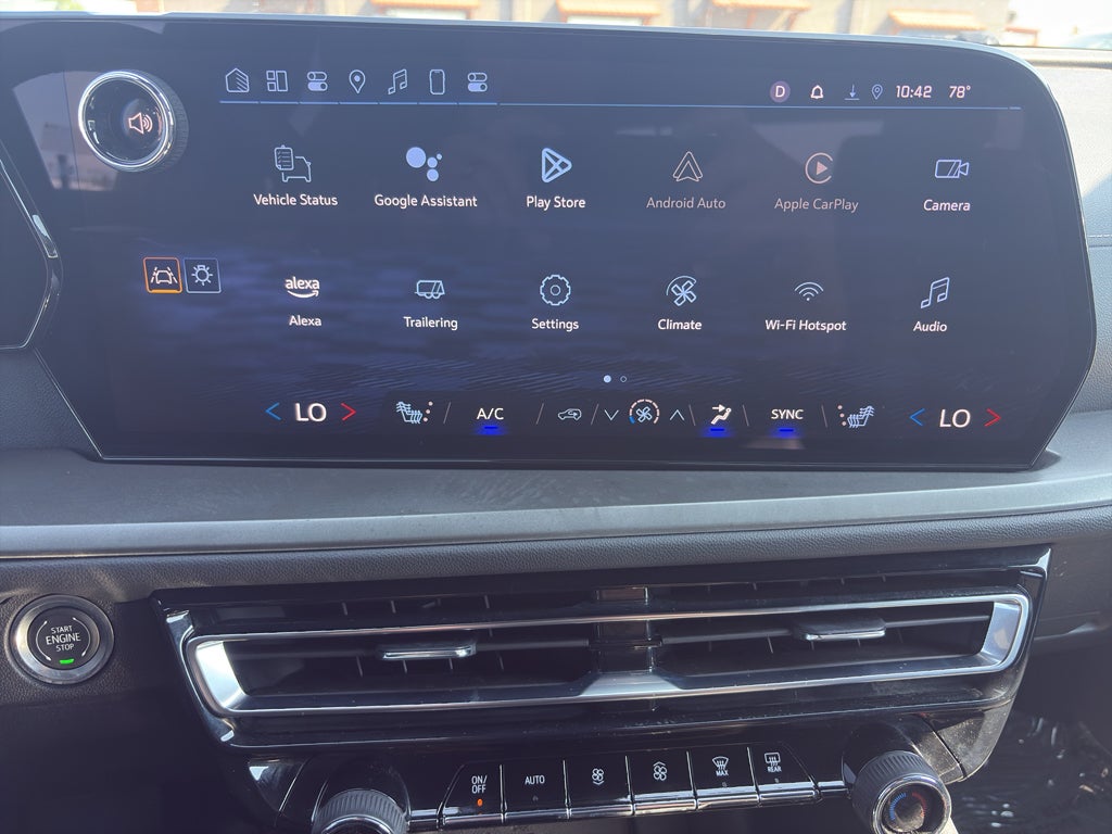 2025 Chevrolet Traverse AWD LT