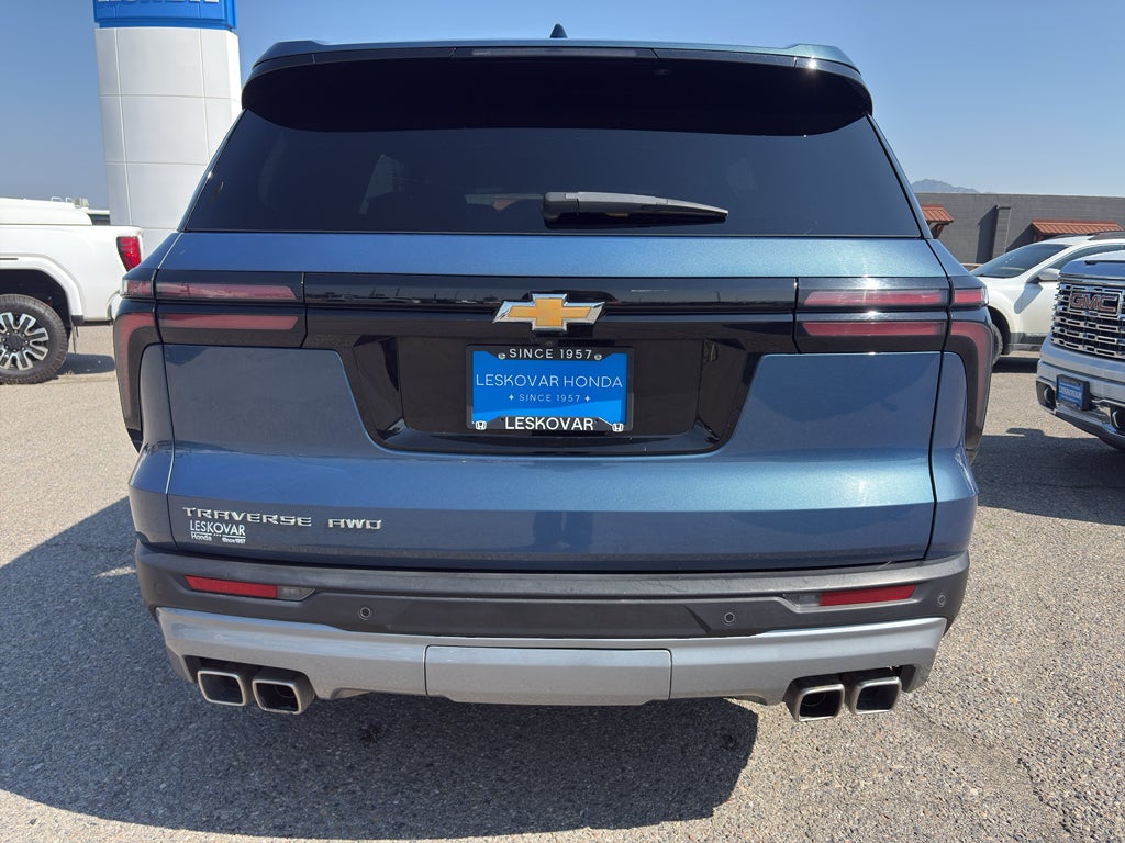 2025 Chevrolet Traverse AWD LT