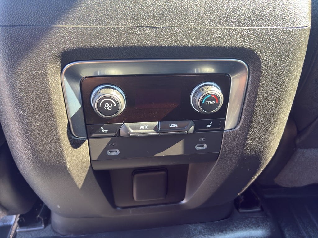 2022 Chevrolet Suburban Premier