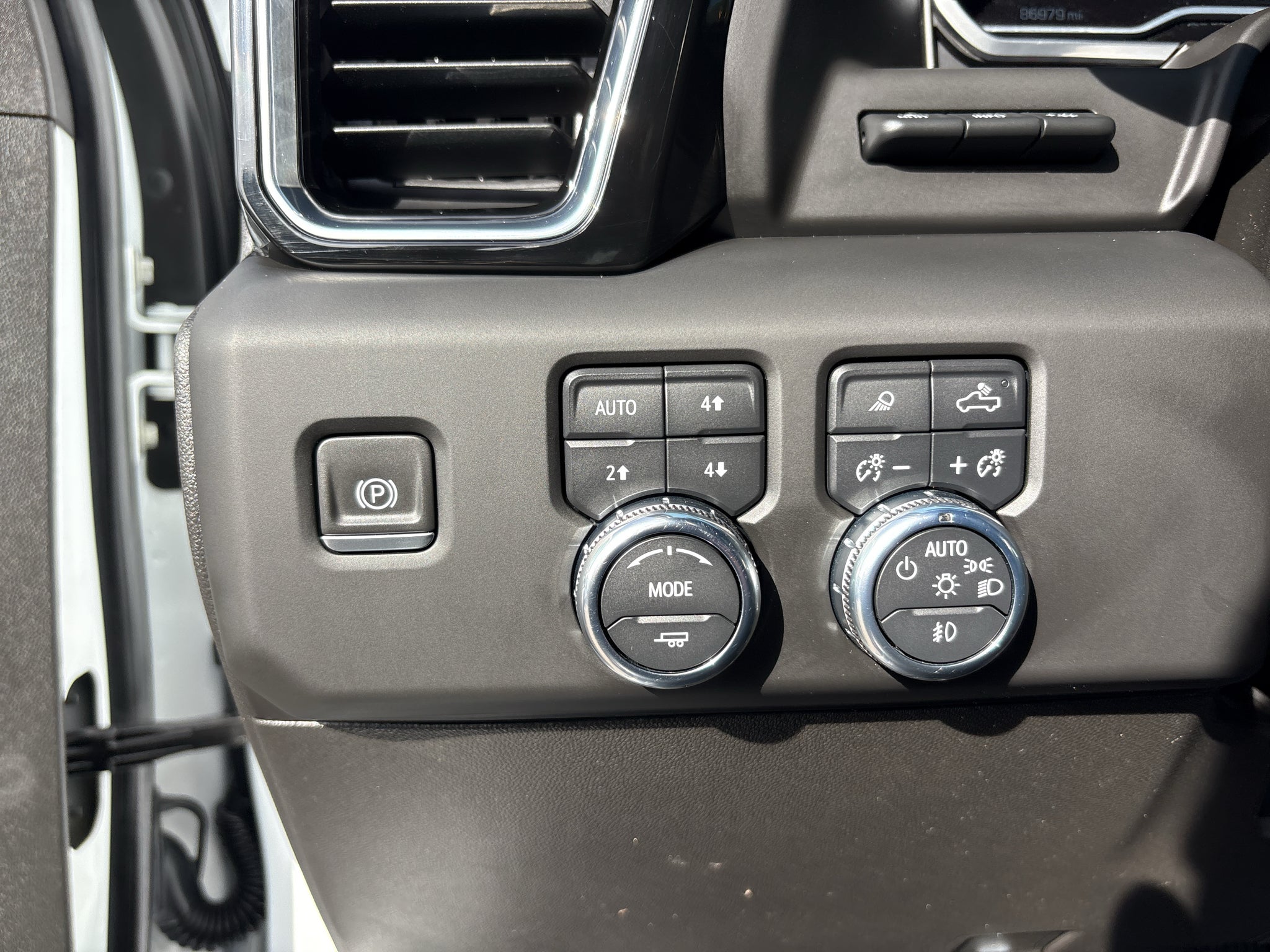 2024 GMC Sierra Denali