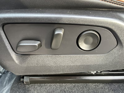 2024 GMC Canyon 4WD AT4