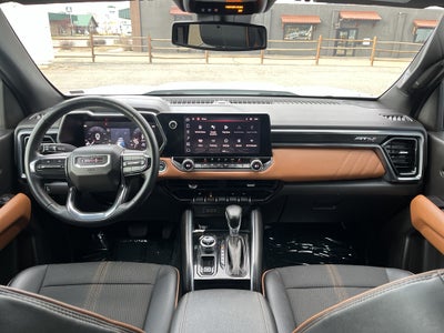 2024 GMC Canyon 4WD AT4