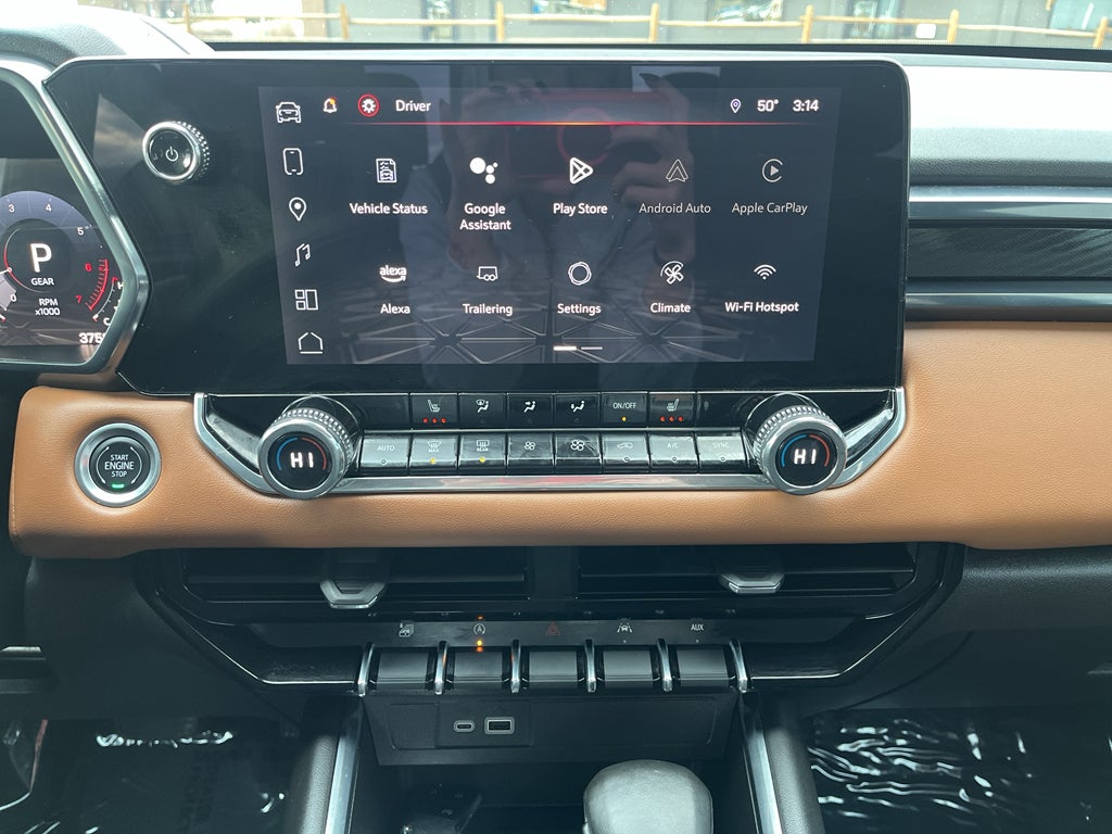 2024 GMC Canyon 4WD AT4