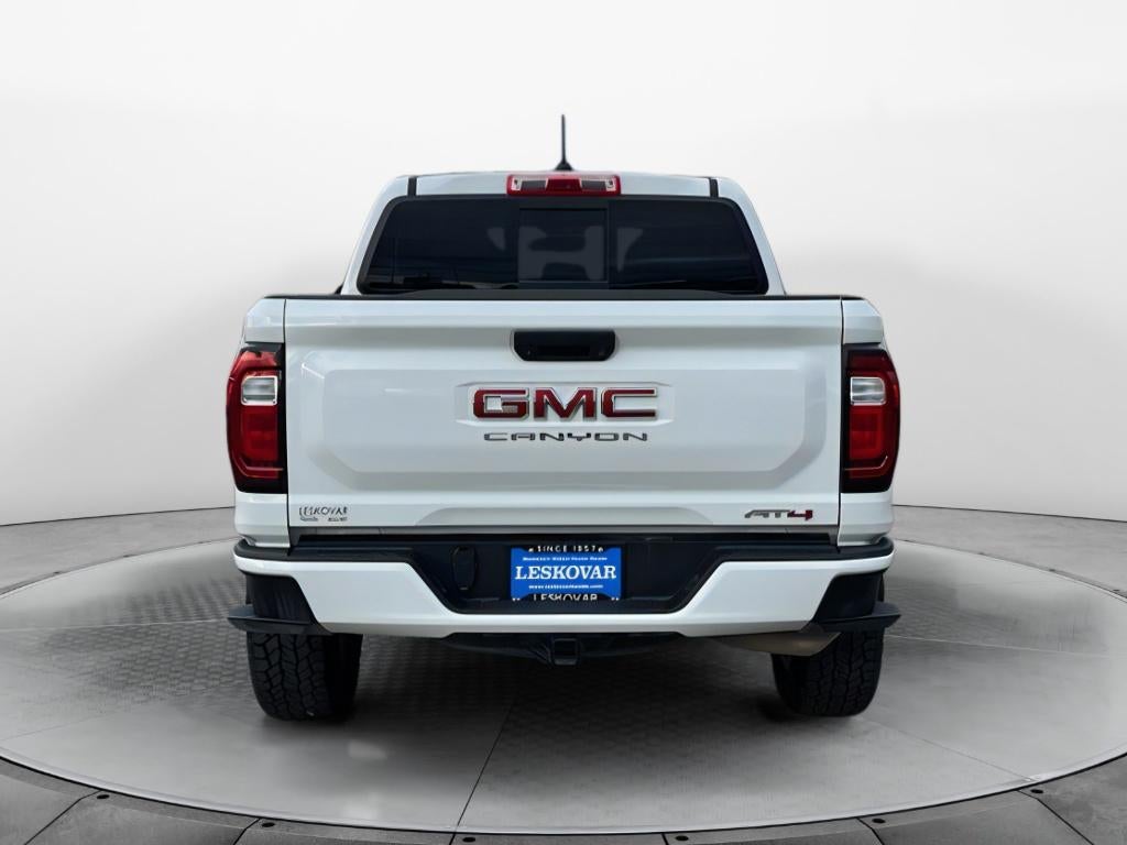 2024 GMC Canyon 4WD AT4