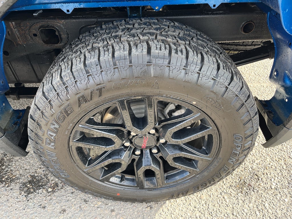 2023 GMC Sierra Elevation