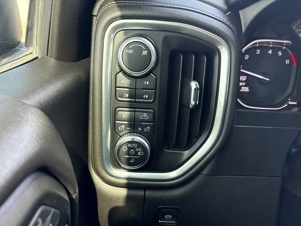 2019 GMC Sierra SLT