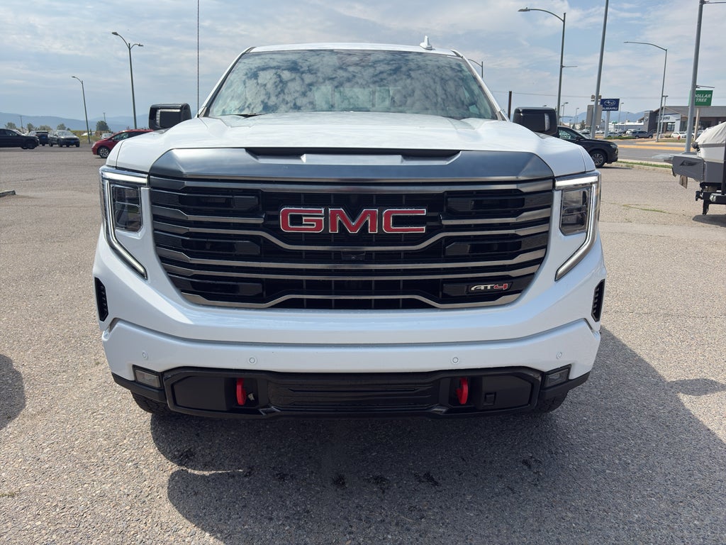 2024 GMC Sierra AT4