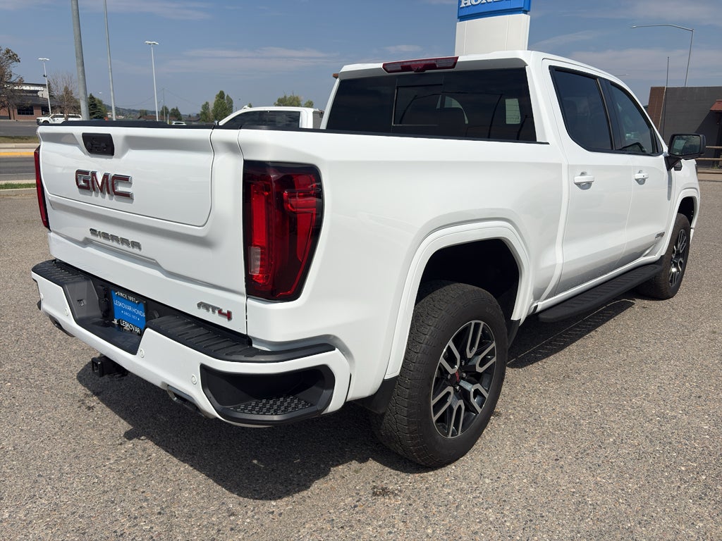 2024 GMC Sierra AT4