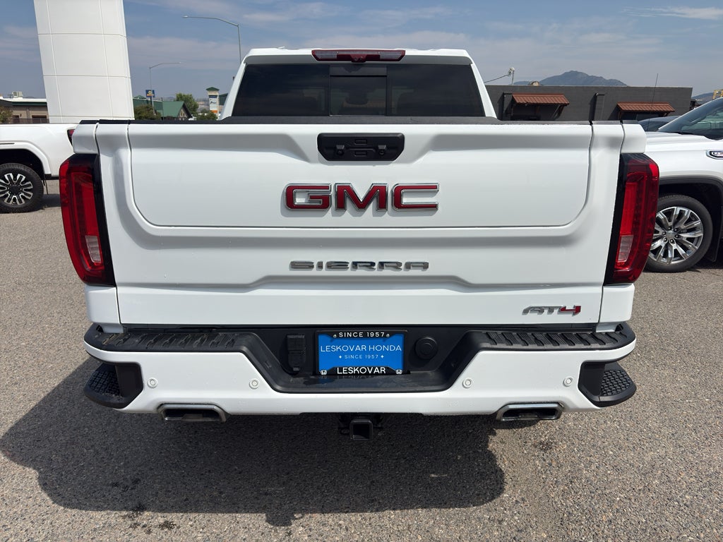 2024 GMC Sierra AT4