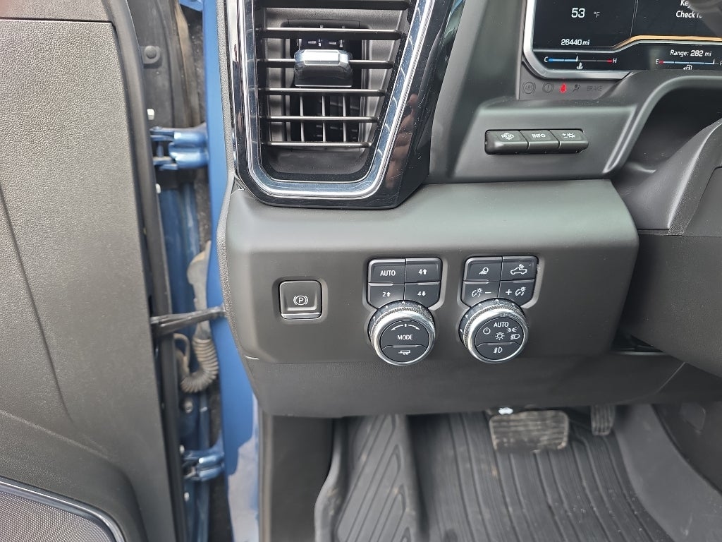 2024 GMC Sierra Denali