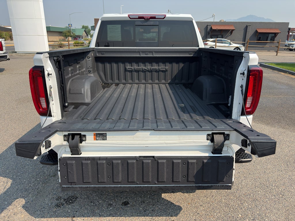 2023 GMC Sierra Denali