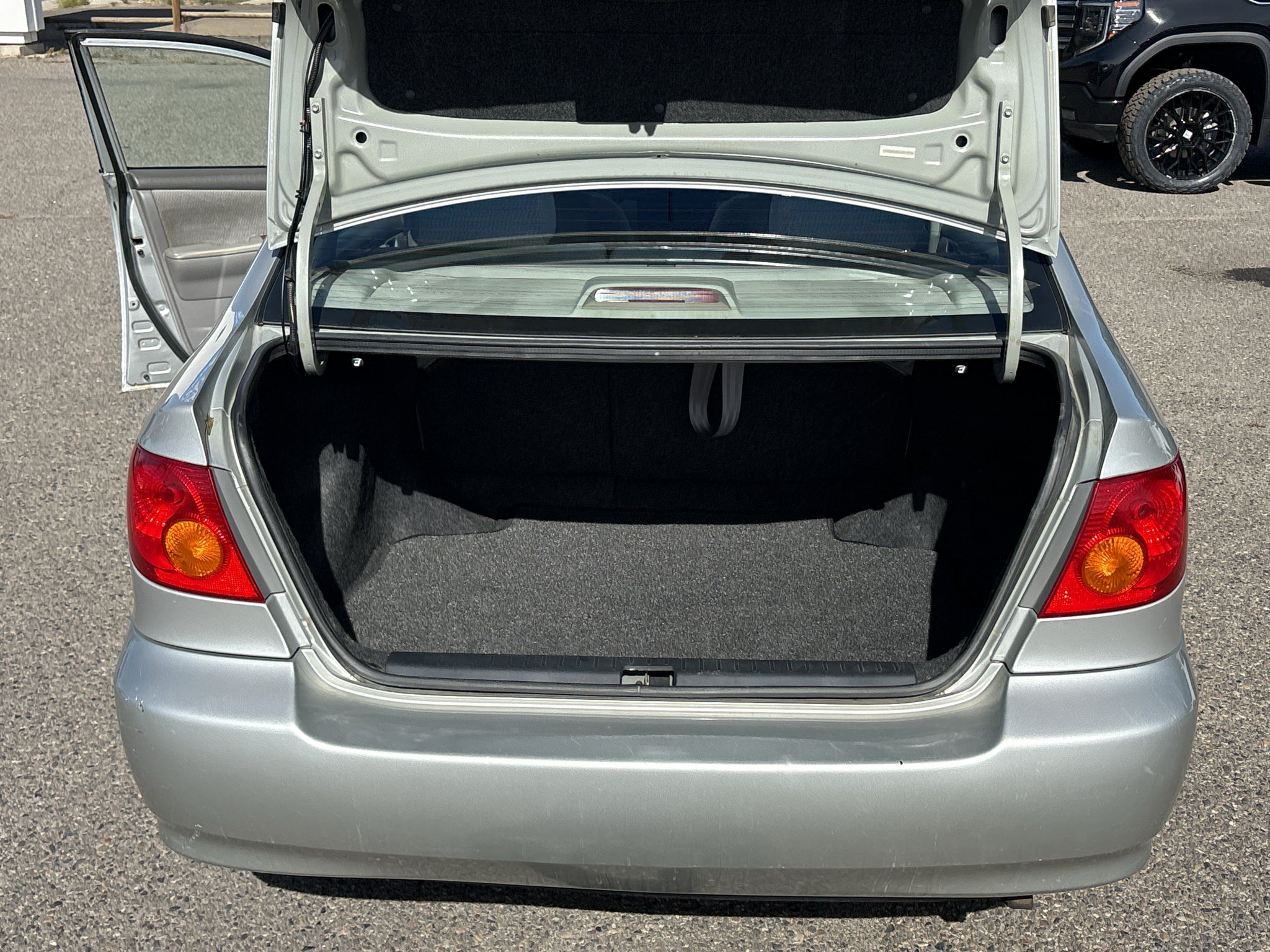 2004 Toyota Corolla LE