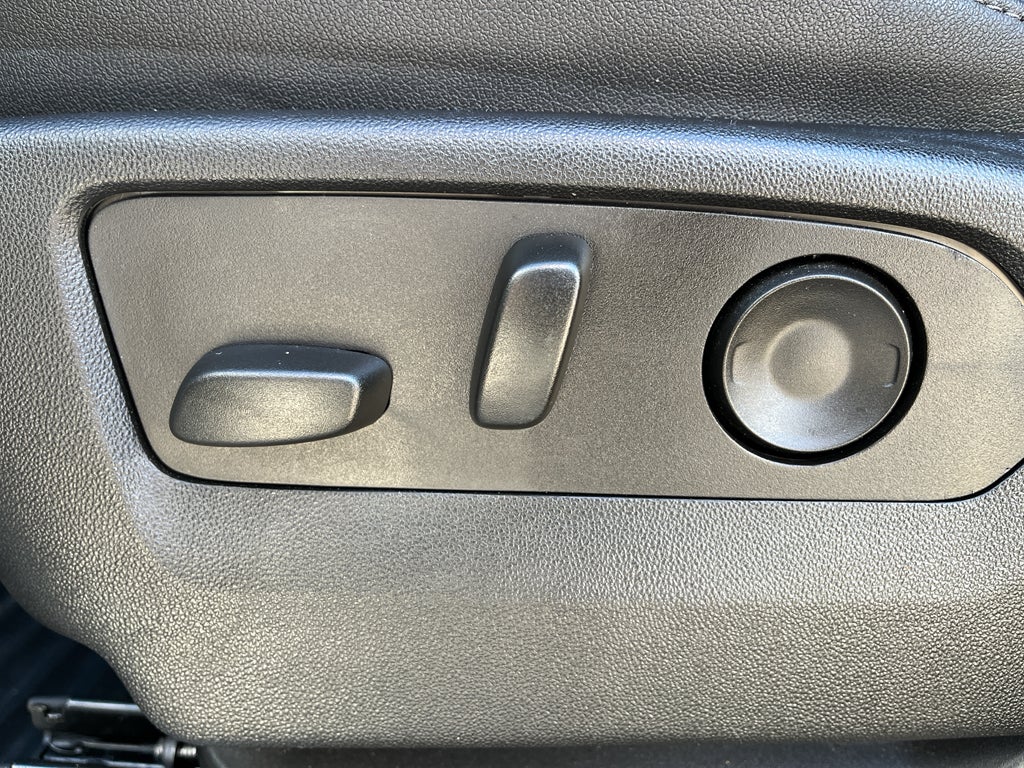 2025 Chevrolet Silverado LTZ