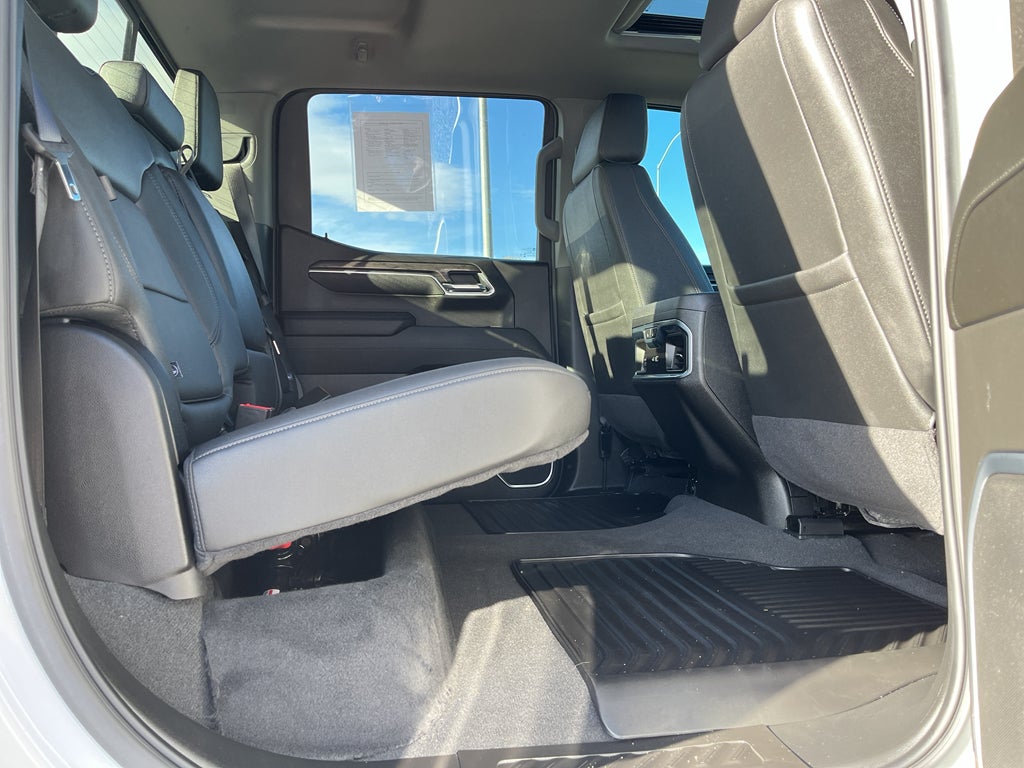 2025 Chevrolet Silverado LTZ