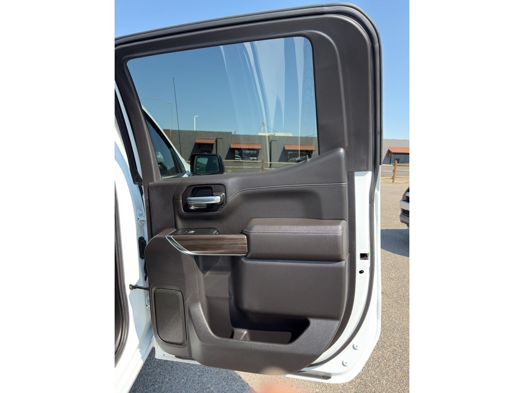 2022 Chevrolet Silverado RST