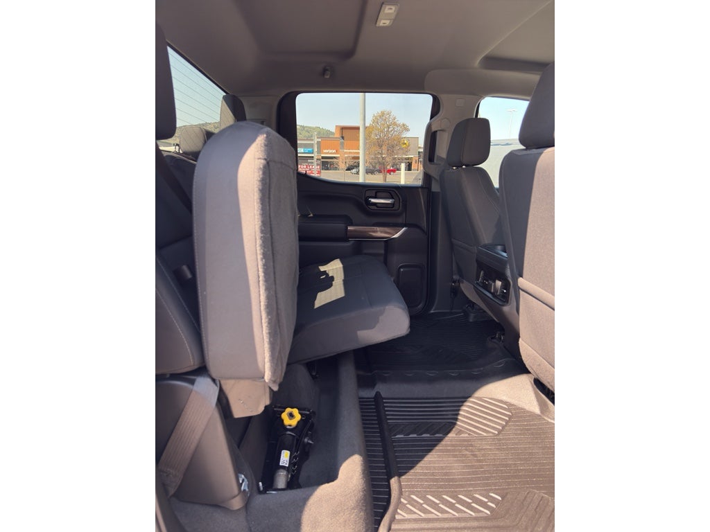 2022 Chevrolet Silverado RST