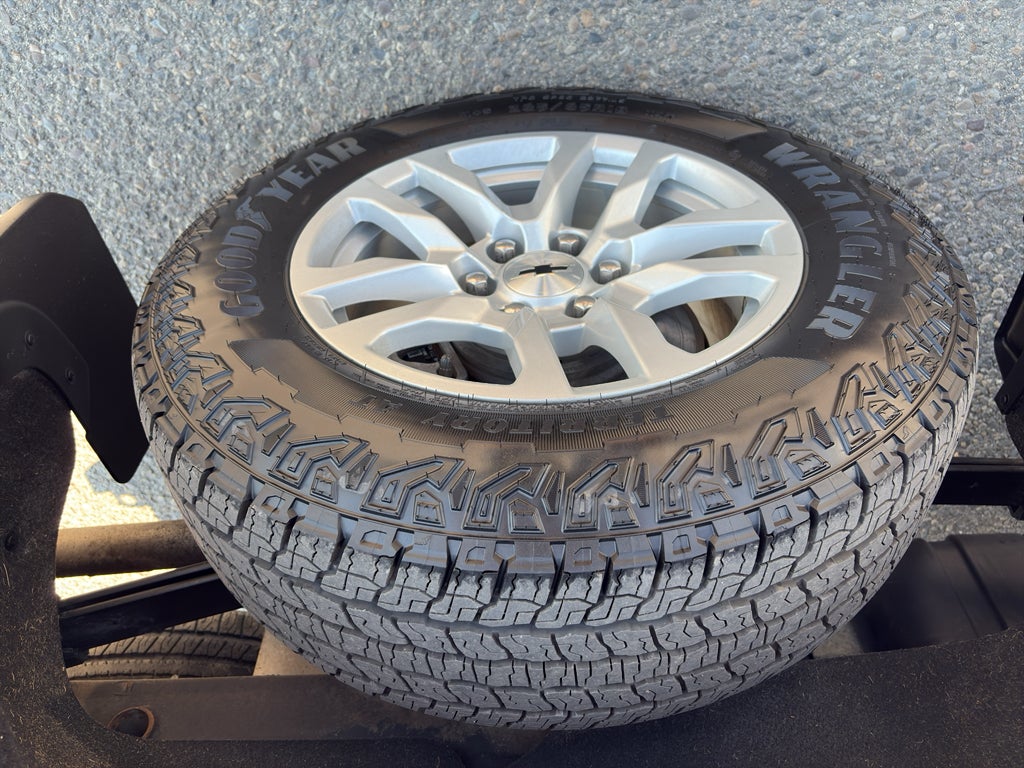 2022 Chevrolet Silverado RST