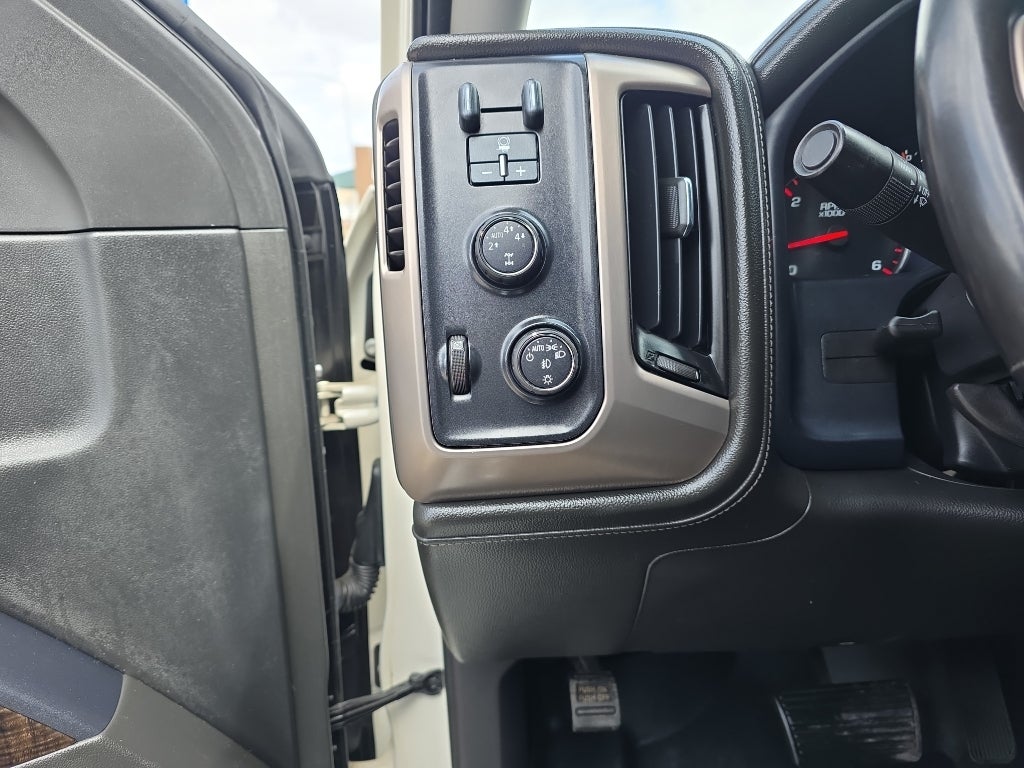 2015 GMC Sierra Denali