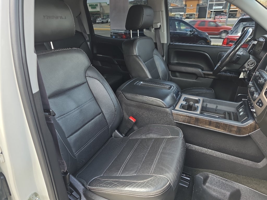 2015 GMC Sierra Denali