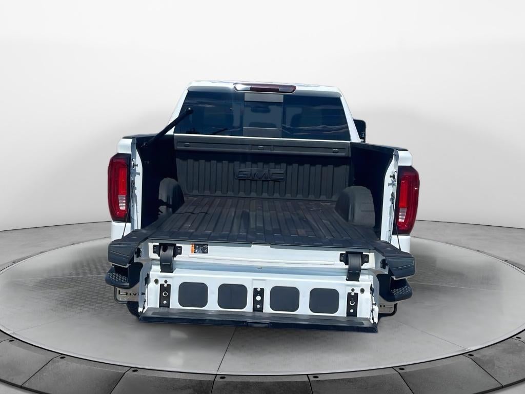 2023 GMC Sierra SLT