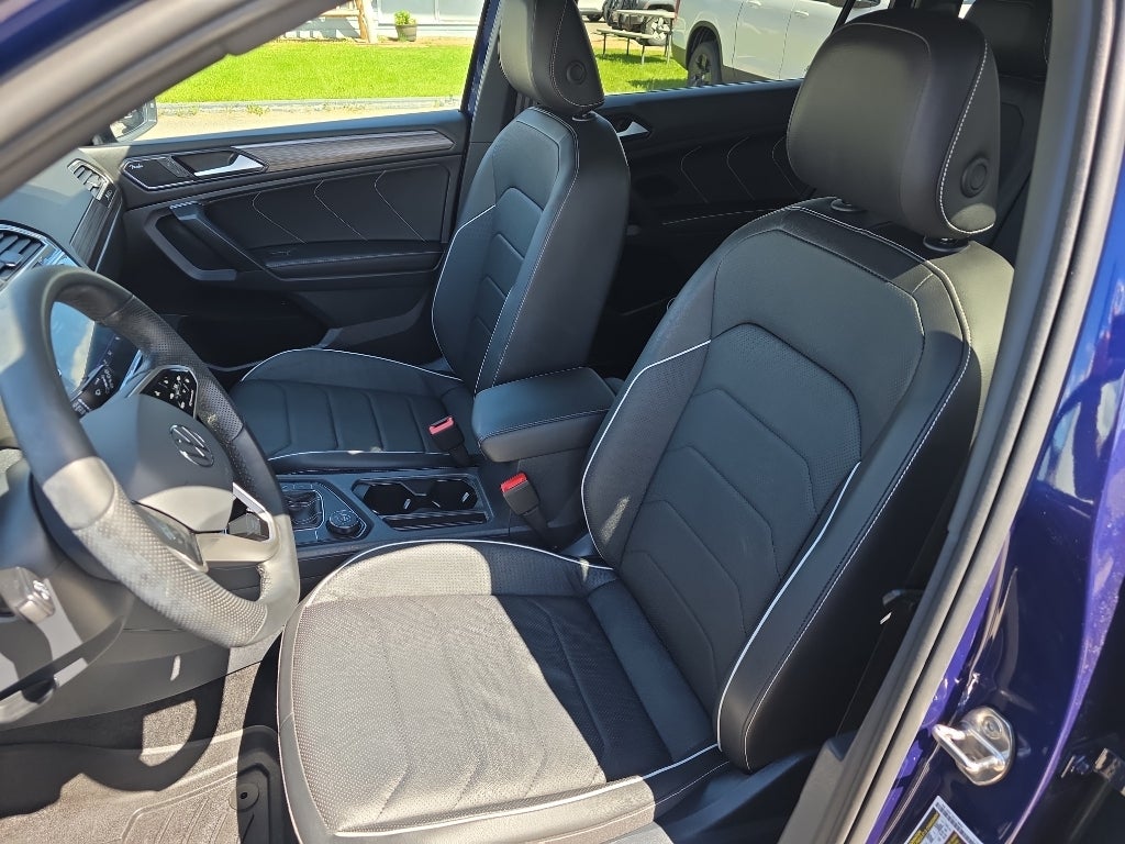 2024 Volkswagen Tiguan SEL R-Line